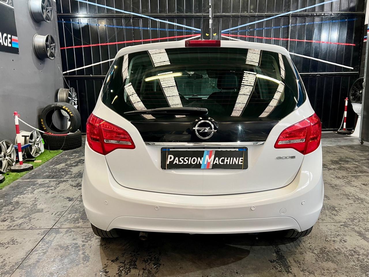 Opel Meriva 1.4 Turbo 120CV GPL con Gancio Traino