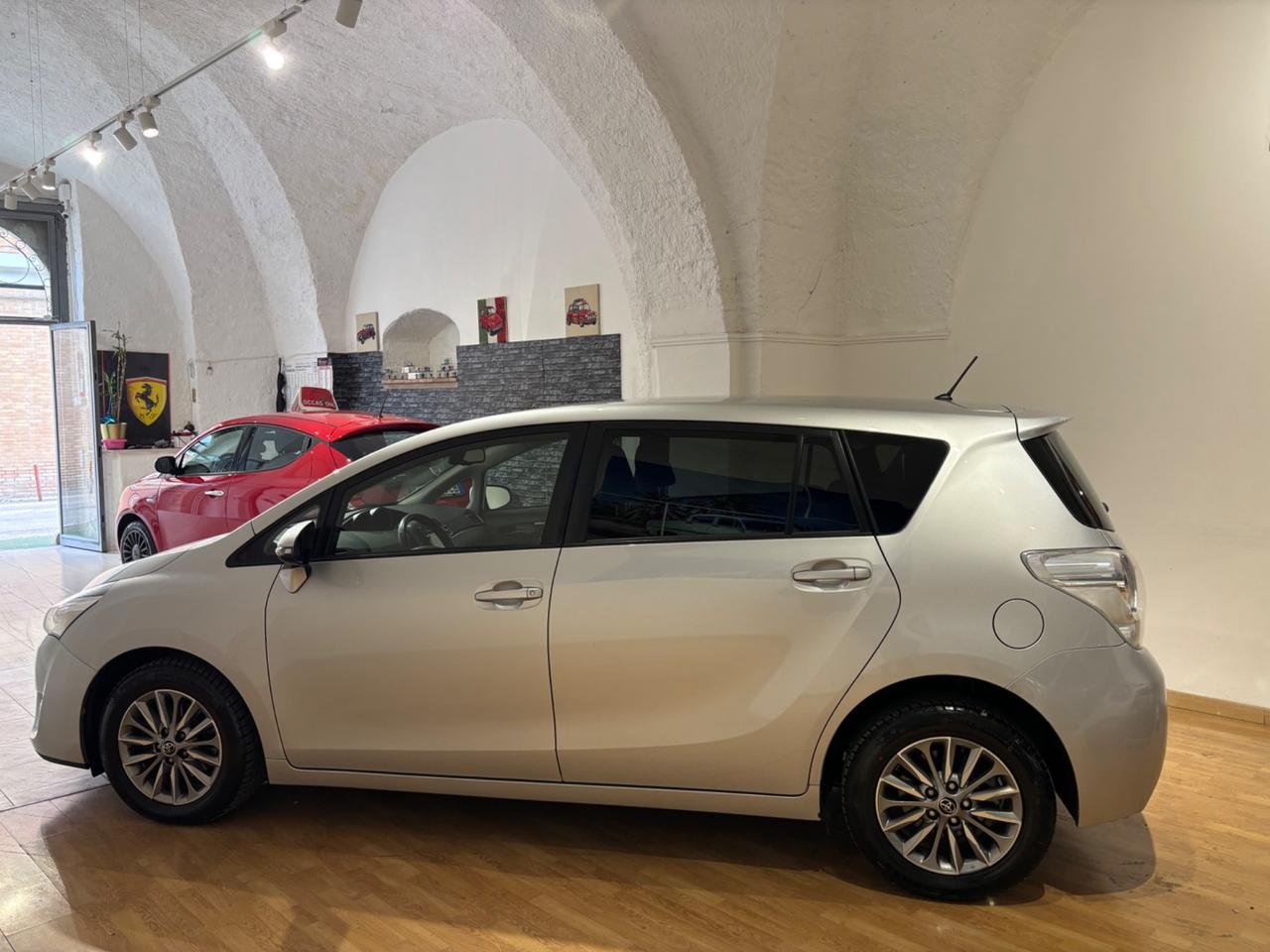 Toyota Verso 1.6 D-4D Style 7 posti
