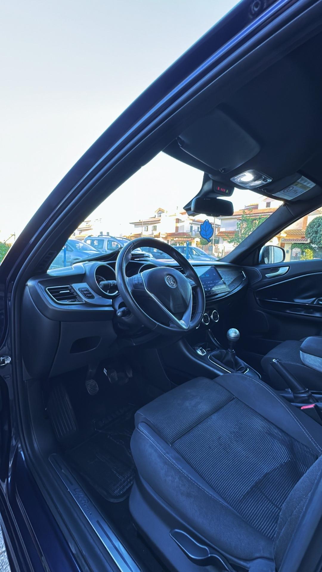 Alfa Romeo Giulietta 1.6 JTDm-2 105 CV Exclusive