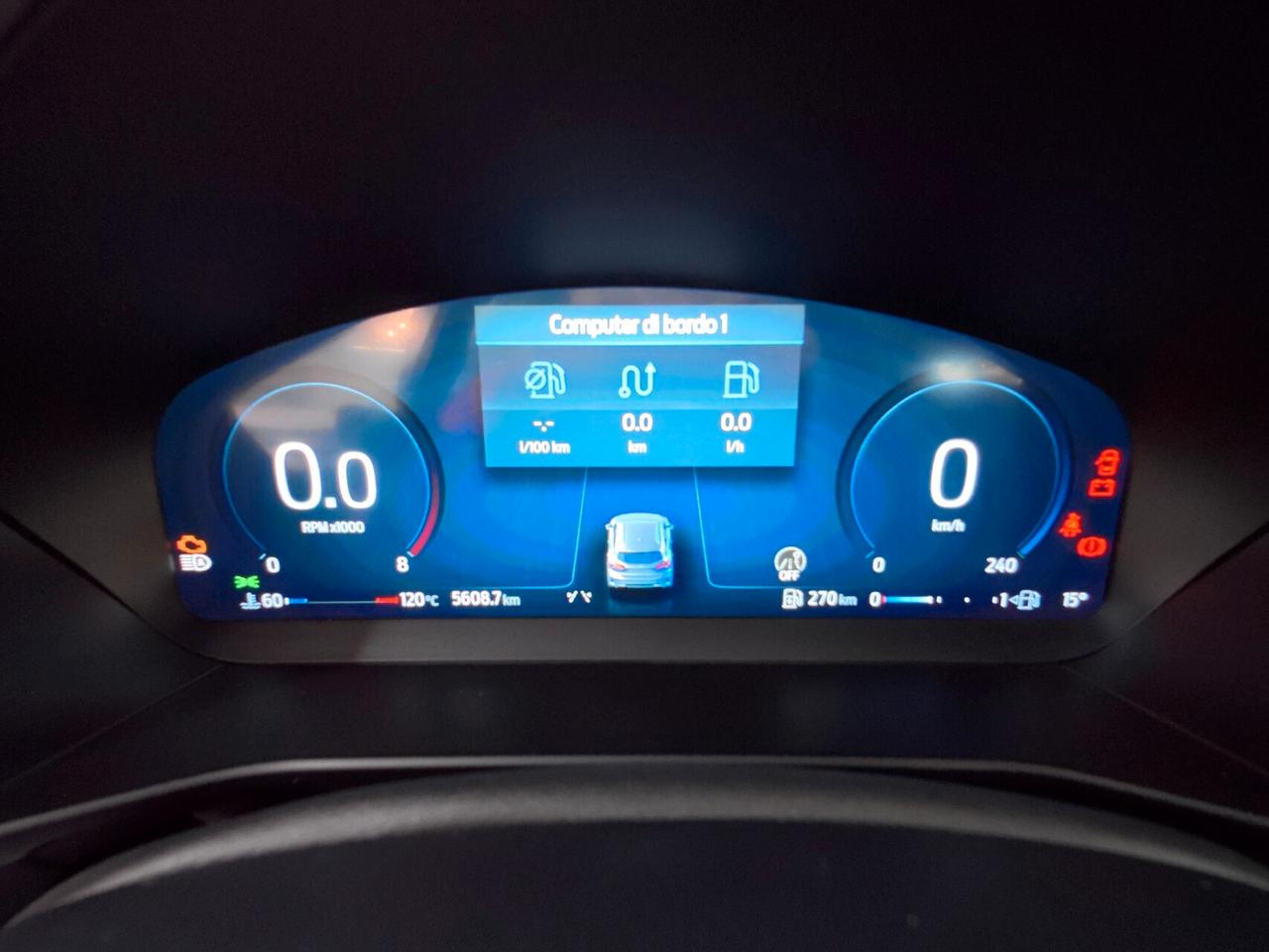 Ford Focus 1.0 EcoBoost Hybrid 125 CV 5p. Active X KM 5600 Garanzia estendibile fino a 2031