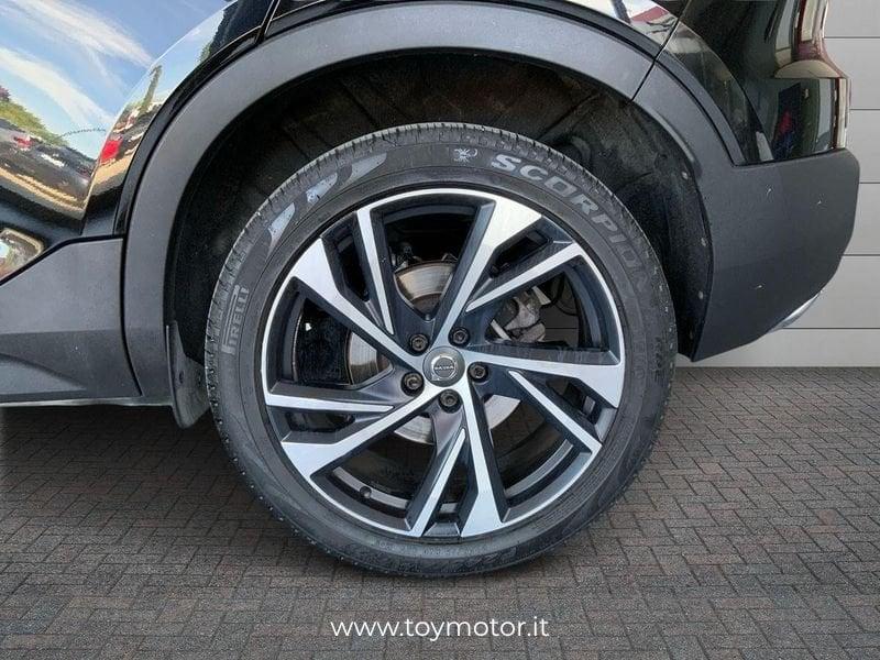 Volvo XC40 (2017-->) D4 AWD Geartronic R-design