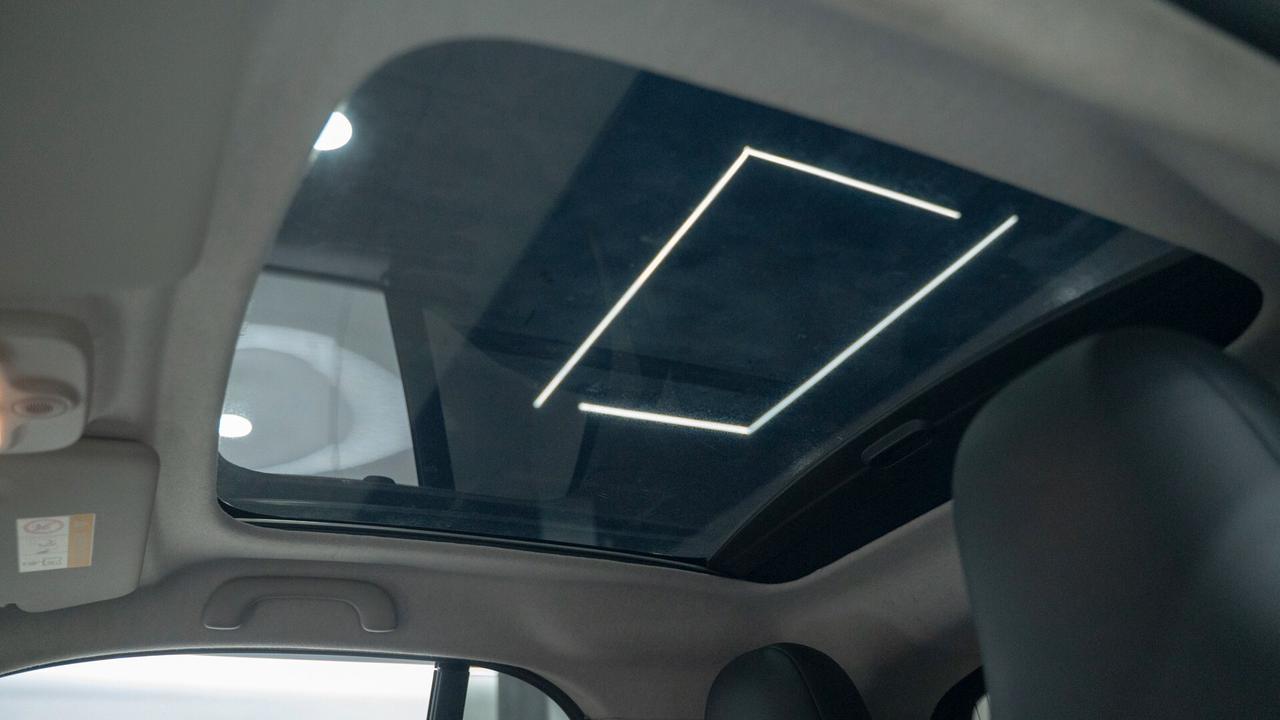 Smart ForTwo 1.0 YOUNGSTER 71 CV TWINAMIC AUTO NAVI PELLE FULL