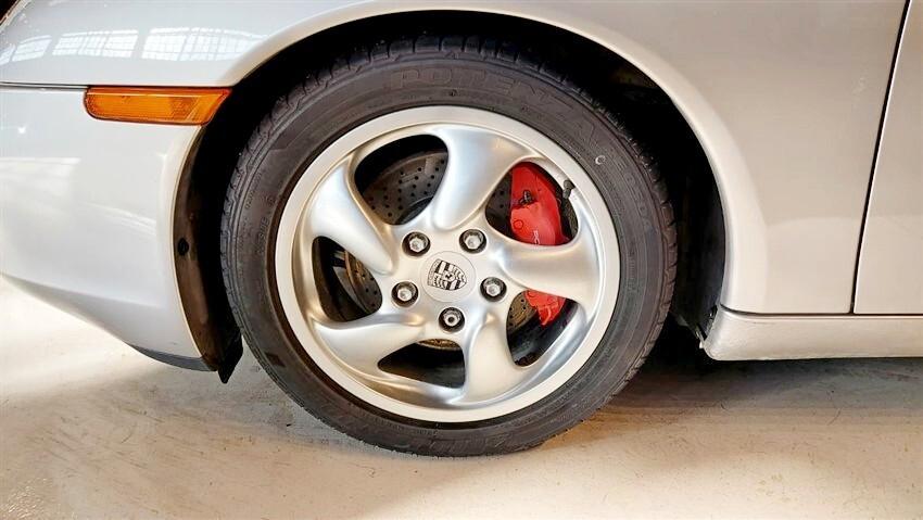 Porsche Boxster 3.2i 24V cat S