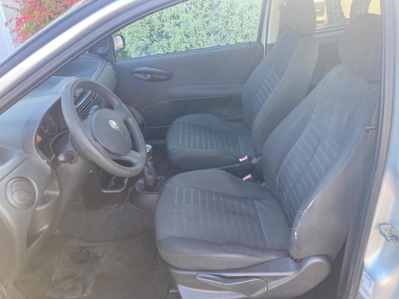 FIAT PUNTO 1.2 BENZINA (PROPRIETARIO UNICO)