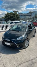 Toyota Yaris 1.5 Hybrid ''CAMBIO AUTOMATICO''