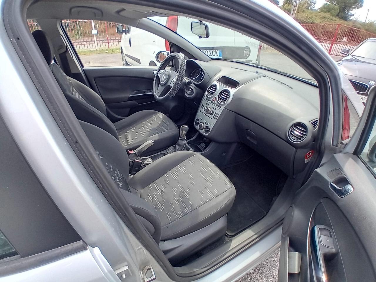 Opel Corsa 1.3 CDTI 75CV 5 porte