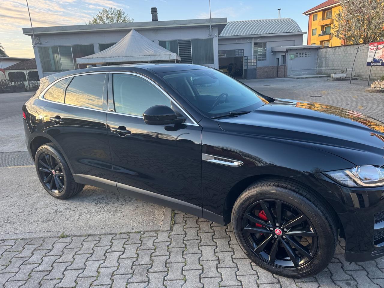 Jaguar F-Pace 2.0 D 180 CV 4x4 Euro 6b