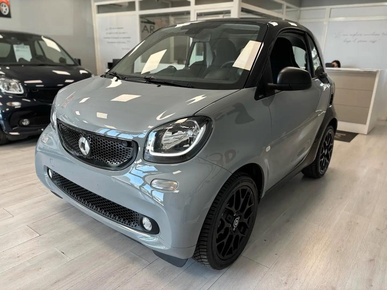 Smart ForTwo 70 1.0 Passion~UniPro~Km e Tagliandi Certificati~Promo Finanziamento~Pronta Consegna