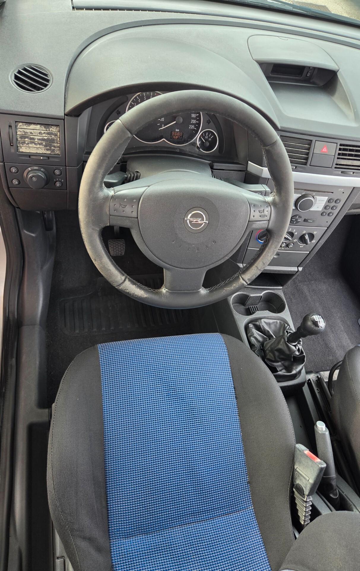 Opel Meriva 1.4 16V con 176.000km Neopatentati ok