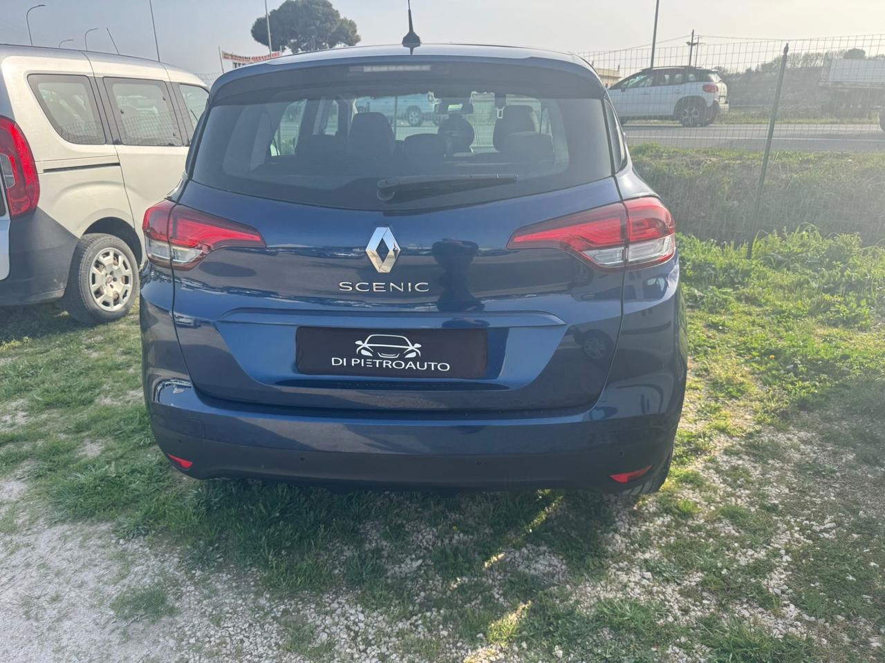 Renault Scenic Scénic dCi 8V 110 CV EDC Energy Zen