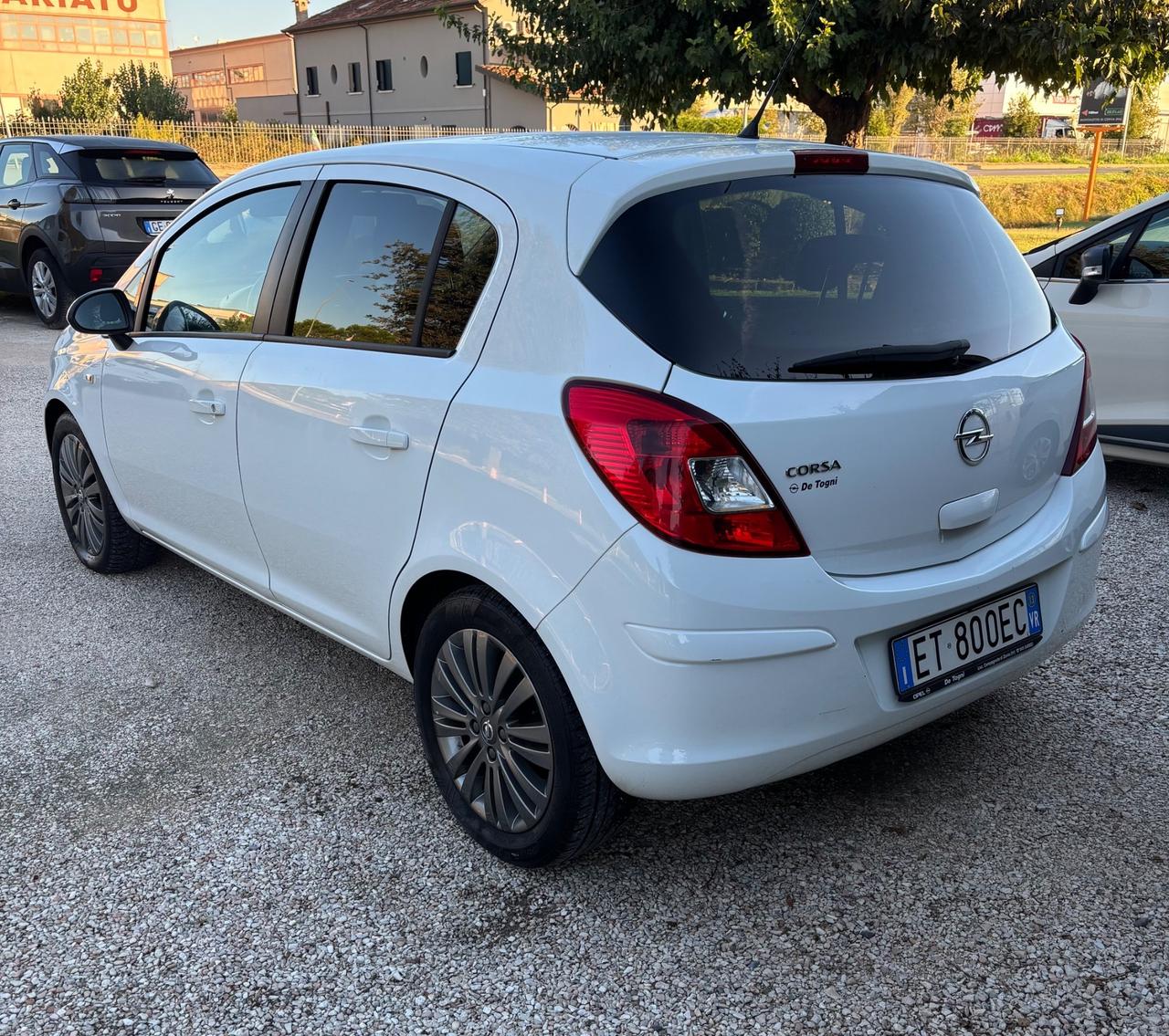 Opel Corsa 1.2 85CV 5 porte GPL-TECH Edition