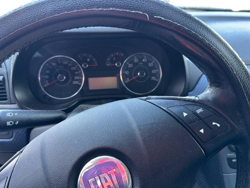 FIAT Grande Punto Grande Punto 3p 1.4 Dynamic c/esp 77cv