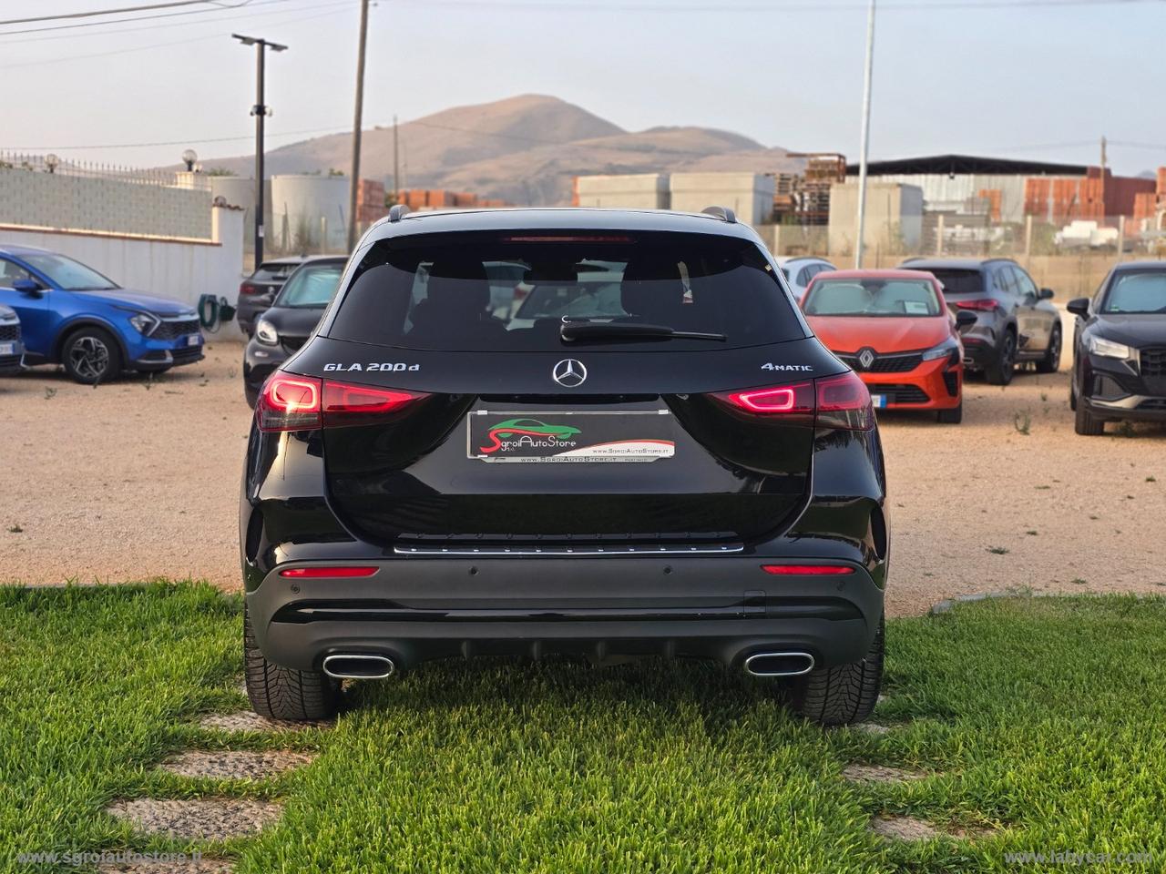 MERCEDES-BENZ GLA 200 d Automatic 4Matic Premium