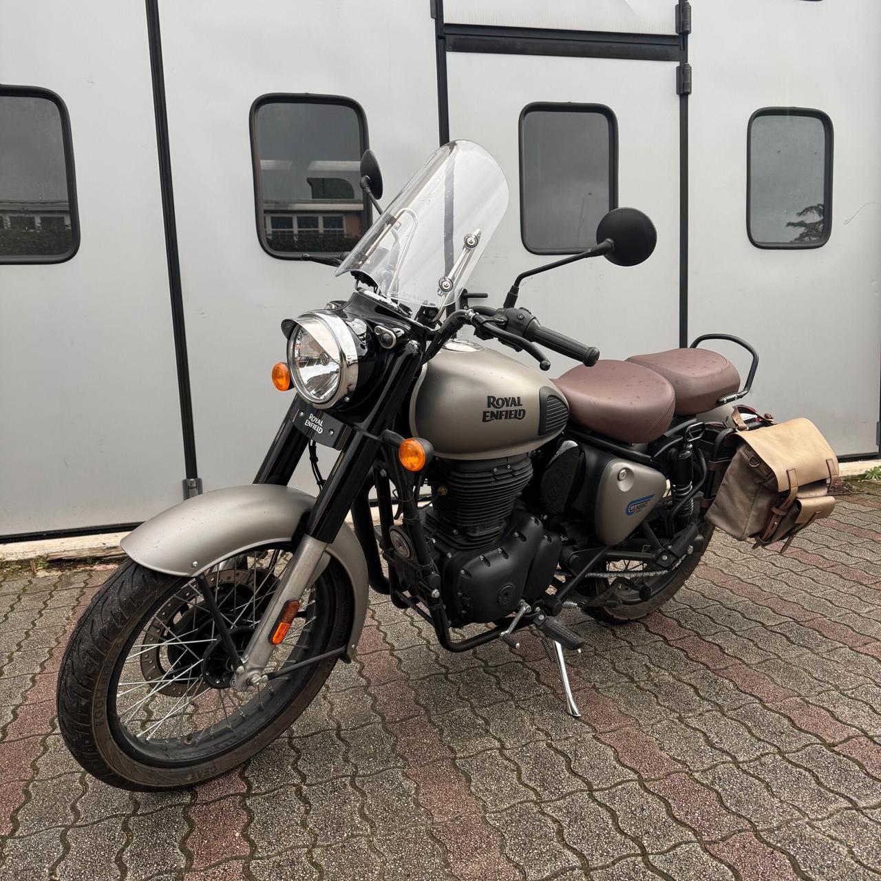 Royal Enfield Classic 350