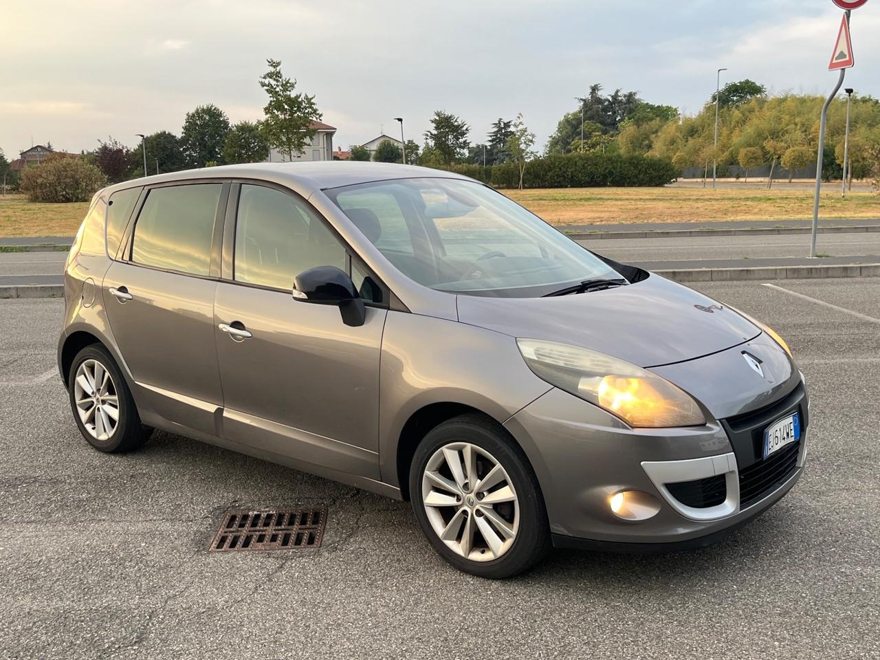 Renault Scénic X-Mod 1.9 dCi 130CV