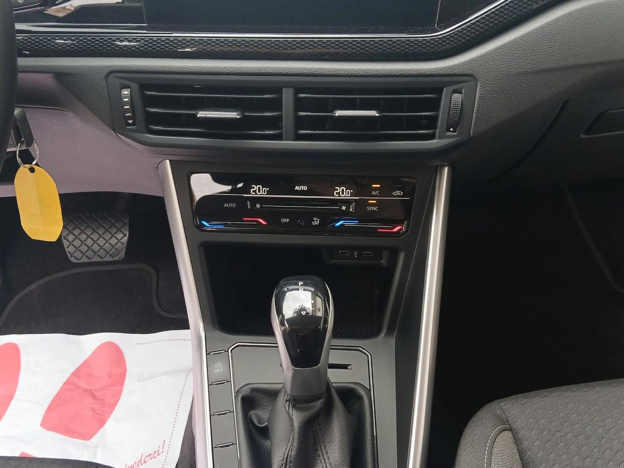 Volkswagen Polo 1.0 tsi Life 95cv dsg