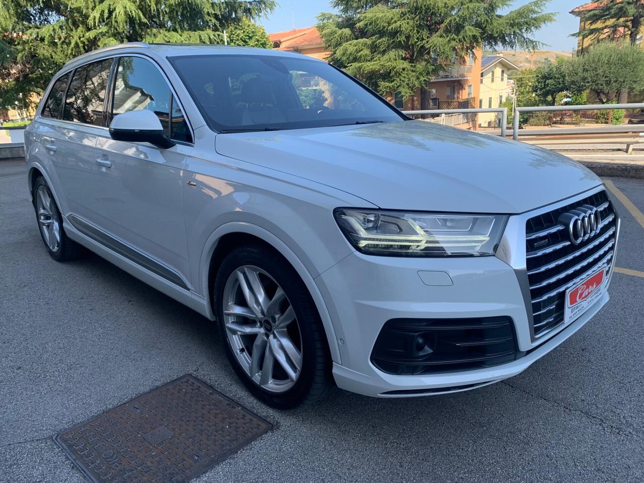 Audi Q7 3.0 TDI 218 CV QUATTRO S-TRONIC S-LINE 7 POSTI