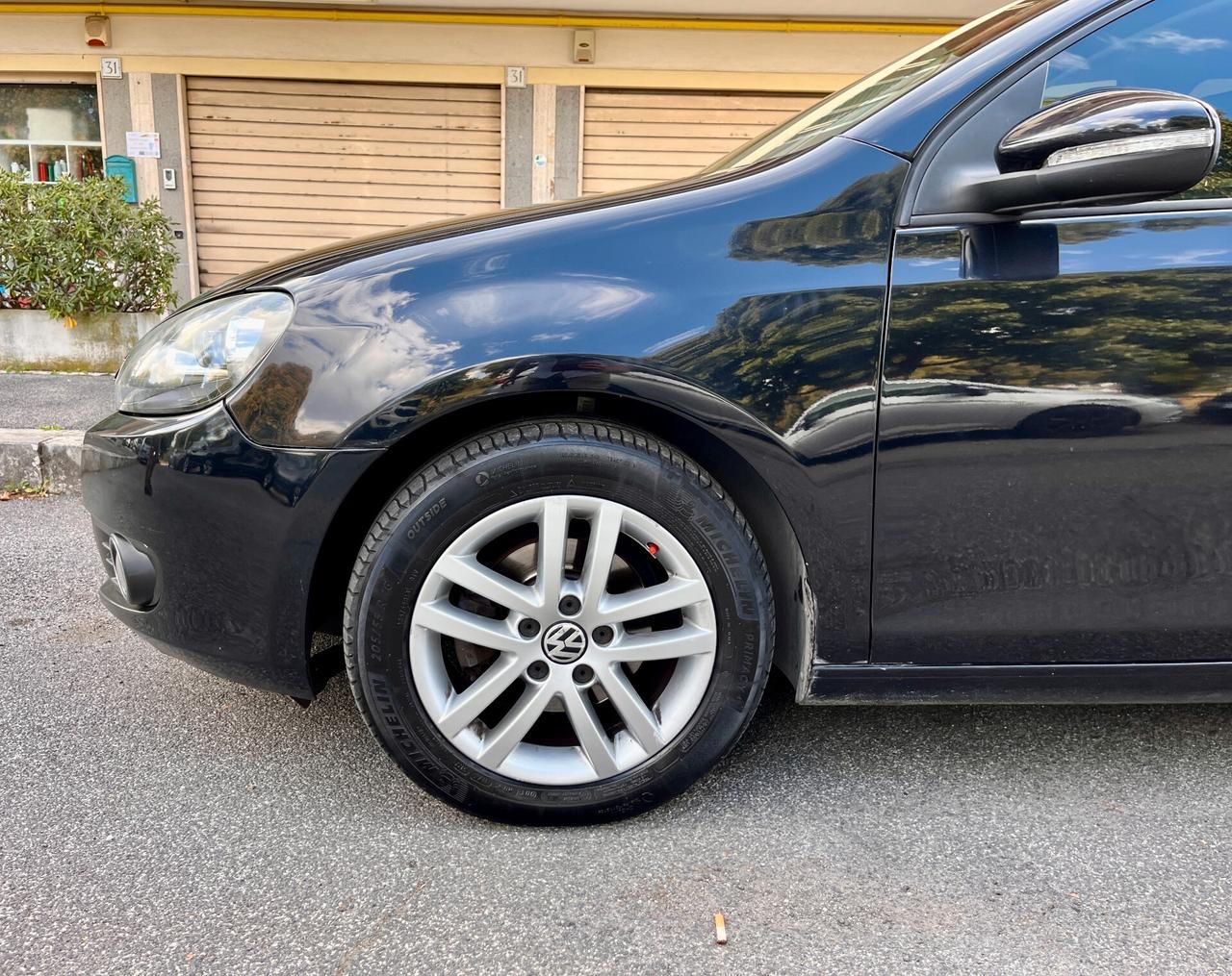 Volkswagen Golf 1.6 TDI DPF 3p. Highline