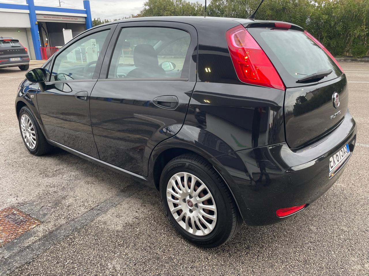 Fiat Punto 1.3 MJT anno 2014 ok per neo patentati