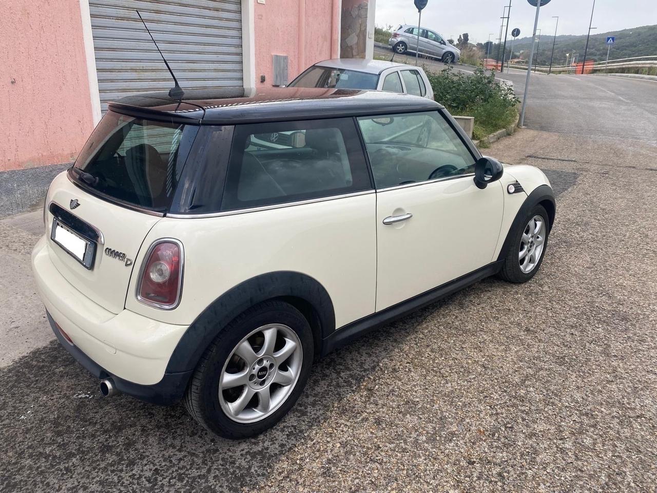 MINI 1.6 16V COOPER D FULL TUTTI LAVORI FATTI LEGGI