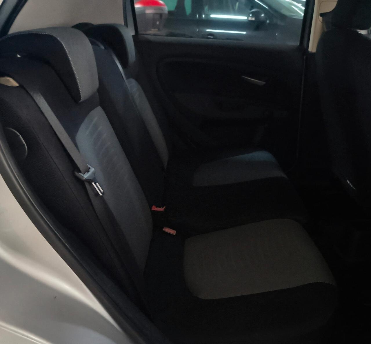 Fiat Grande Punto 1.3 MJT 75 CV 5 porte Dynamic