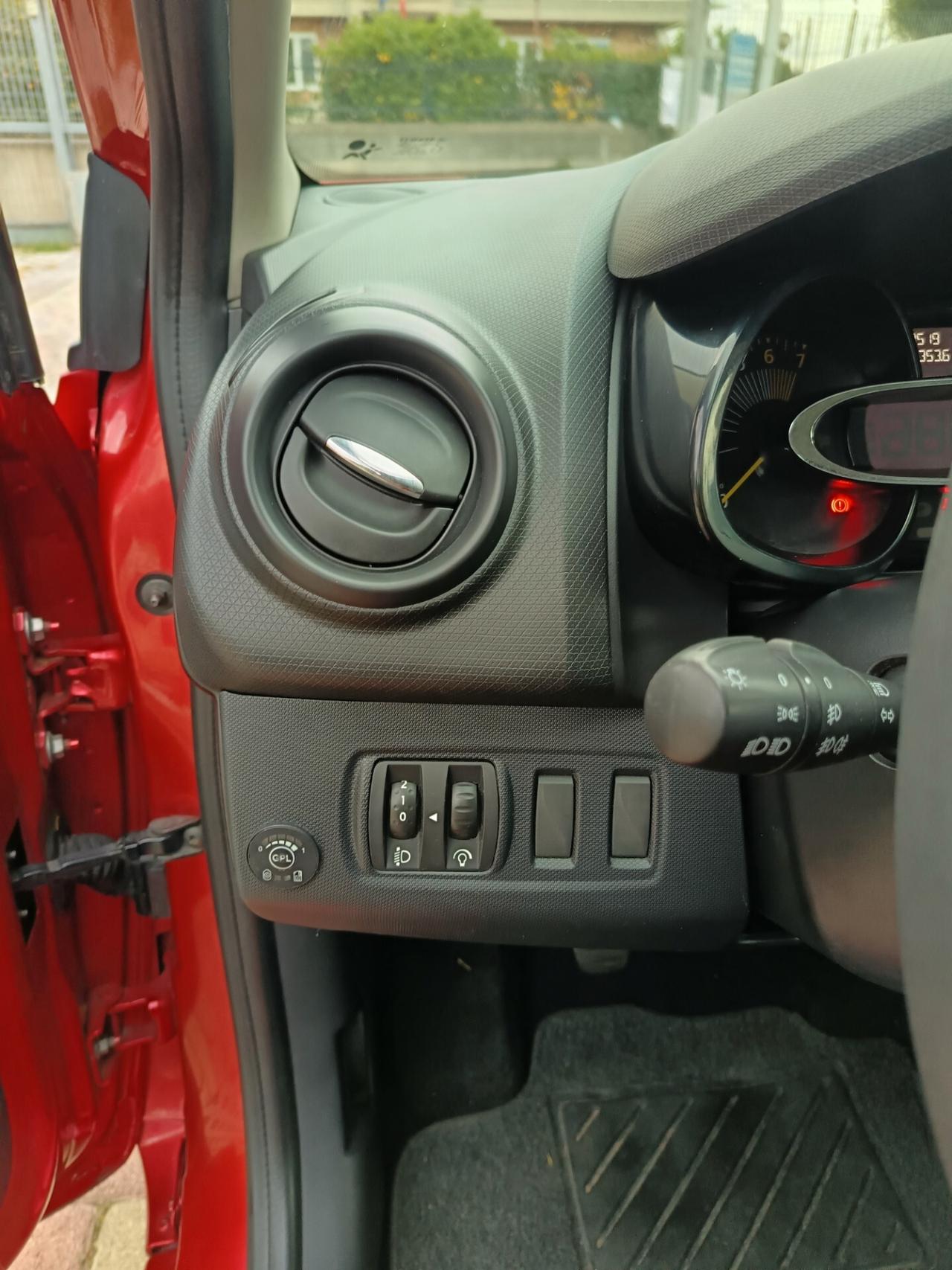 Renault Clio 1.2 75CV GPL 5 porte Wave