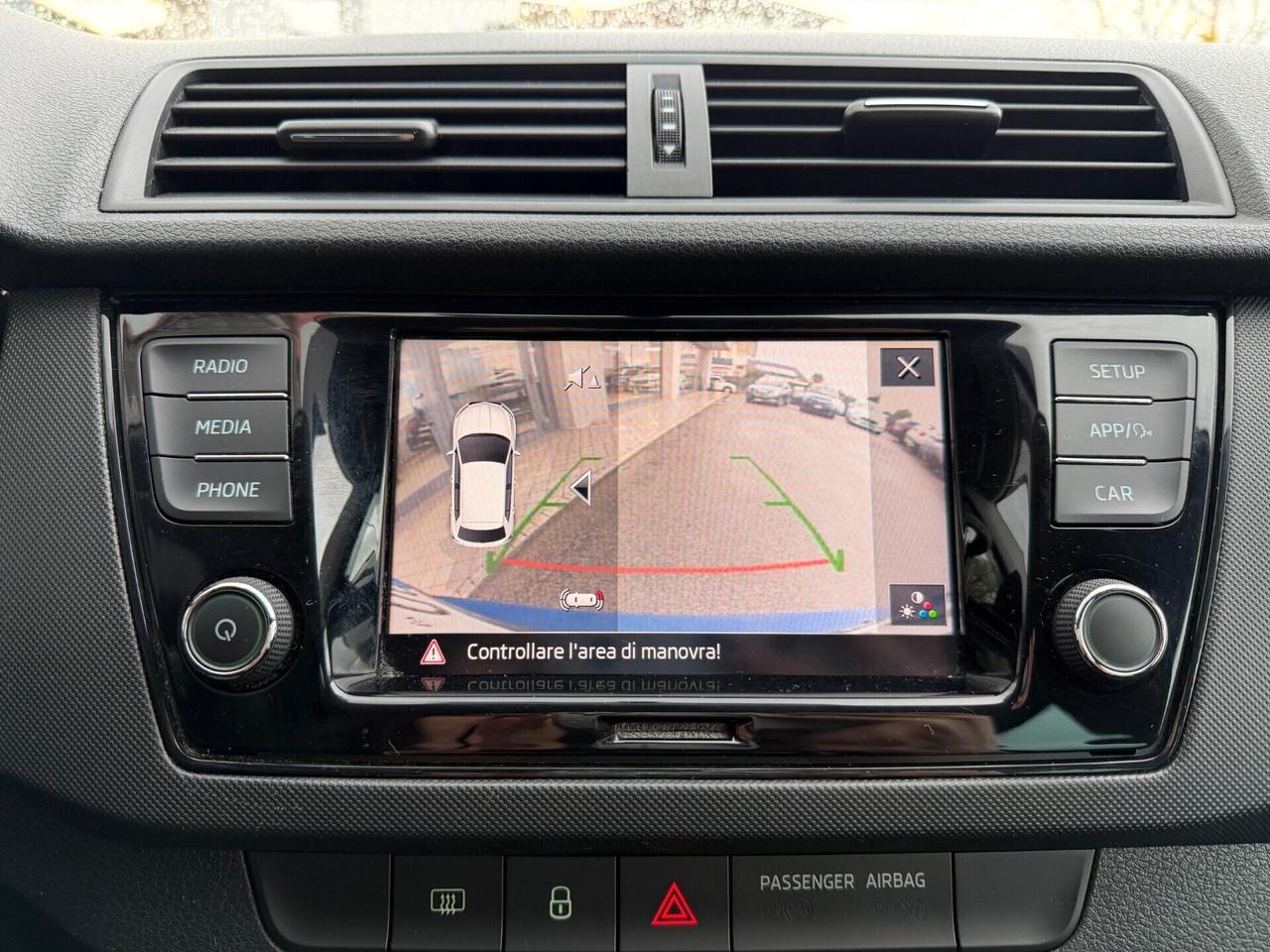 Skoda Fabia 1.0 benzina Neopatentati