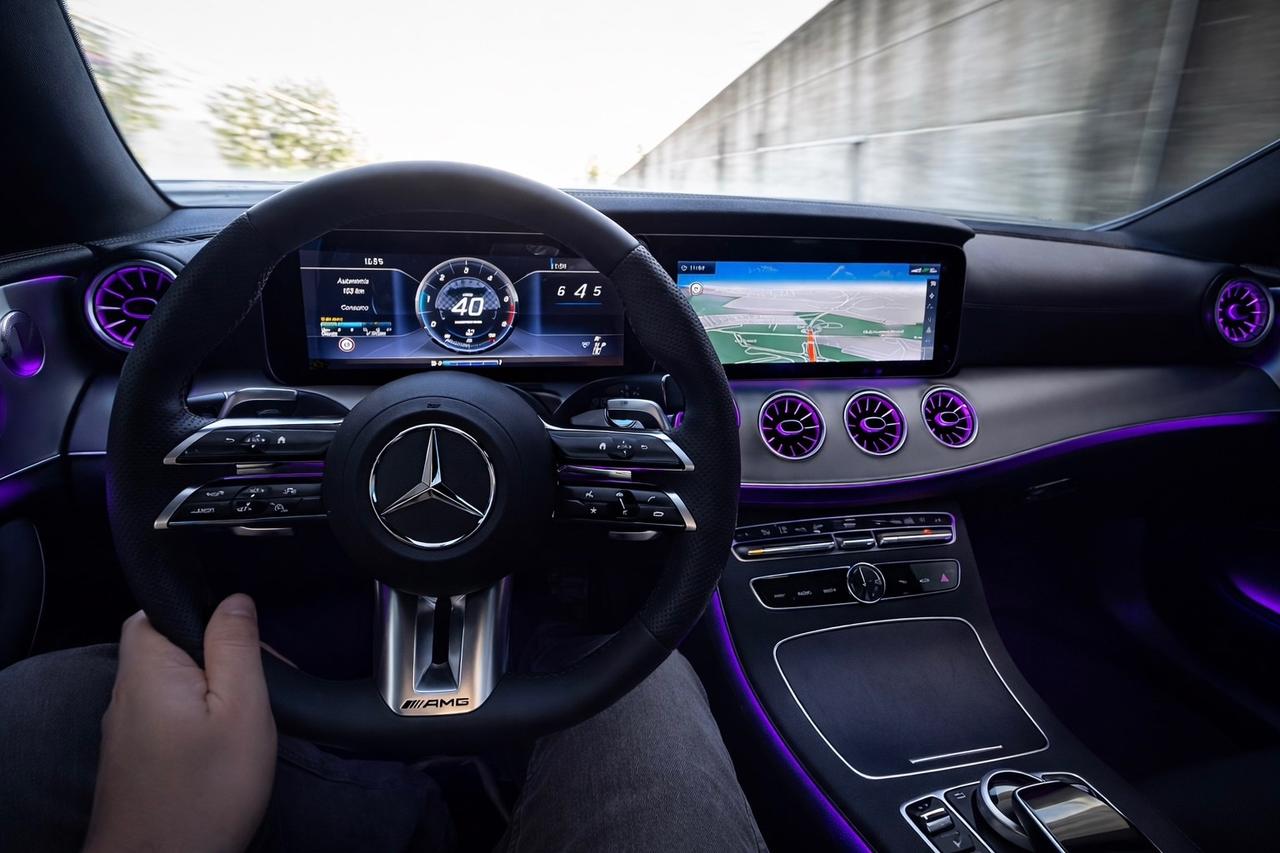 Mercedes-benz E 220 d Auto Premium Plus AMG full