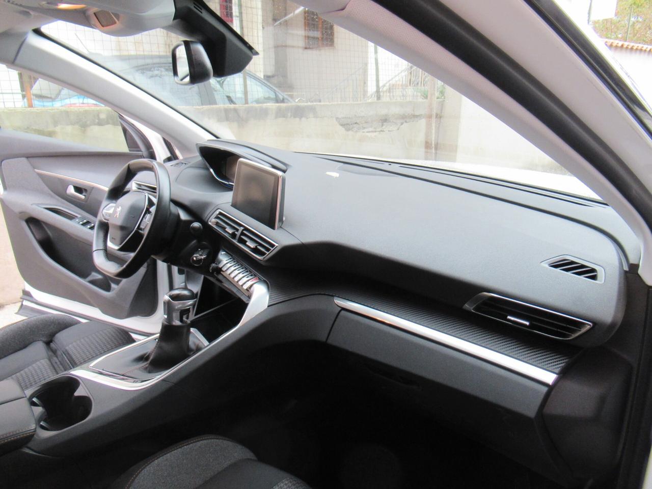 Peugeot 3008 BlueHDi 130 S&S Allure VIRTUAL COKPIT