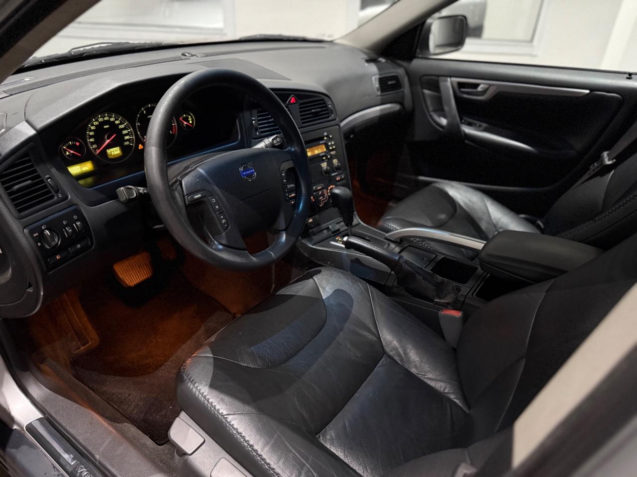 Volvo XC70 2.4 D5 AWD (163cv/120kw)