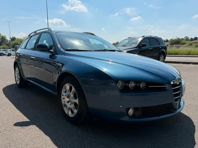 Alfa Romeo 159 1.9 JTDm Sportwagon Distinctive