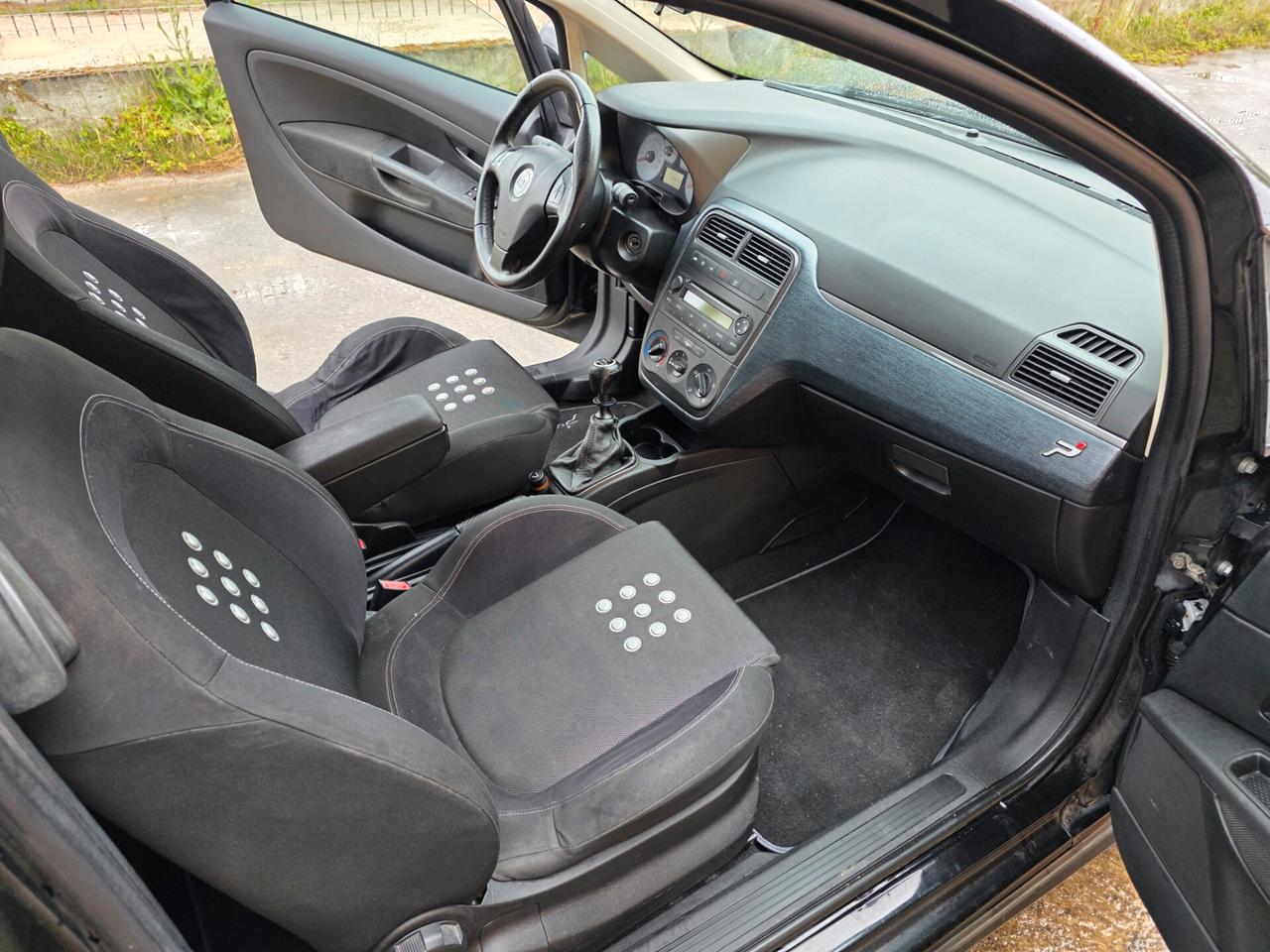 Fiat Grande Punto 1.4 Starjet 16V 3 porte Dynamic