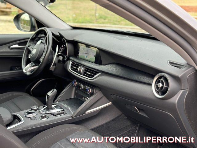 ALFA ROMEO Stelvio 2.2 TD 190cv AT8 Q4 (APP/LED/Navi/Retro)