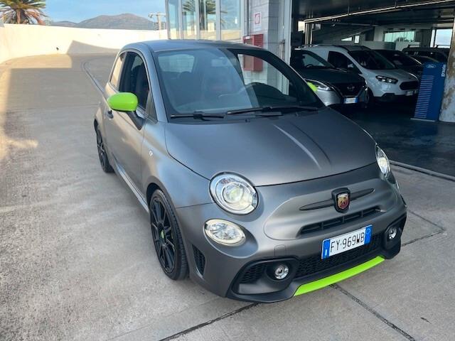 Abarth 595 1.4 Turbo T-Jet 180 CV Esseesse