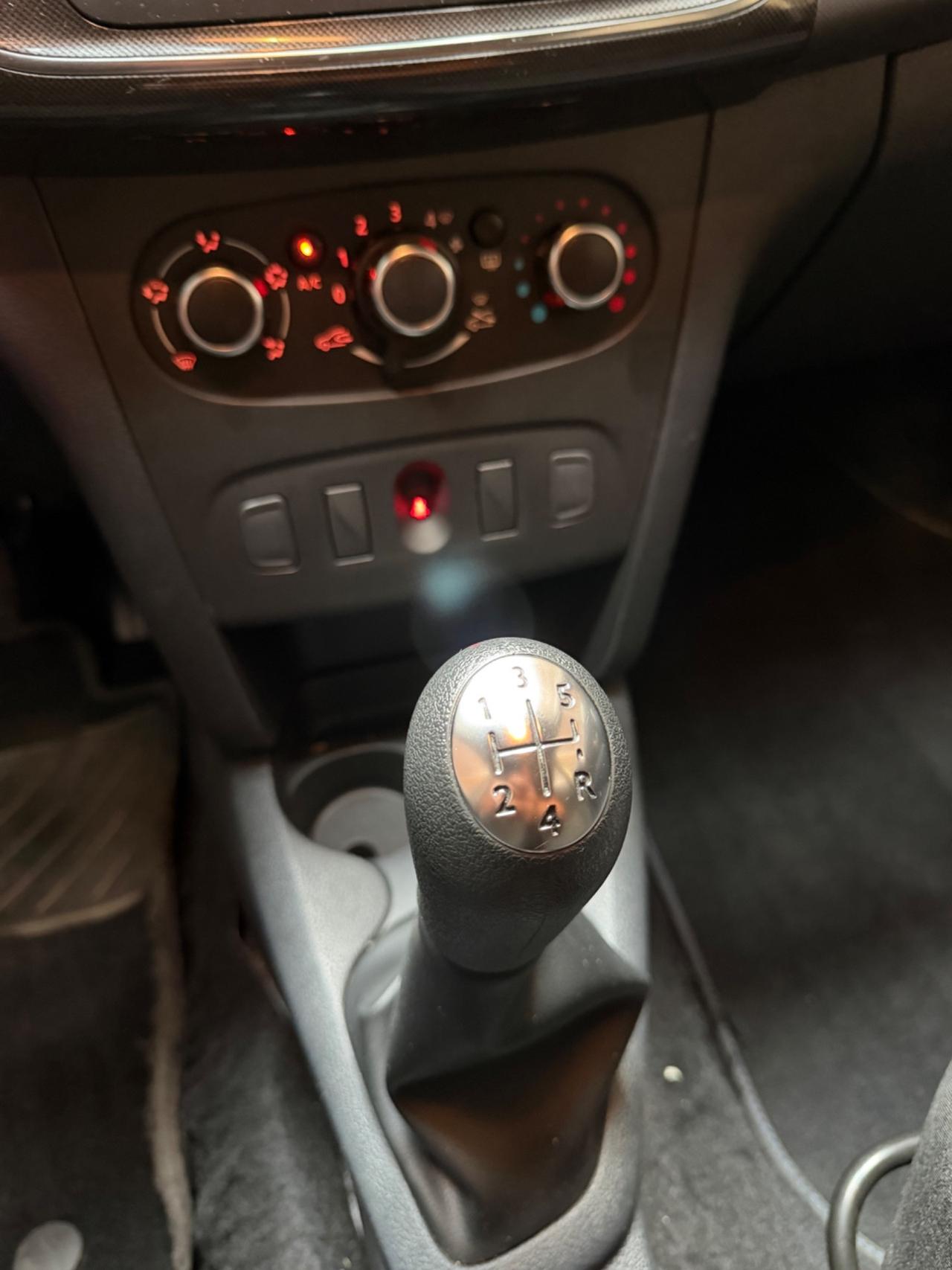 Dacia Sandero 1.0 Neopatentati Euro 6