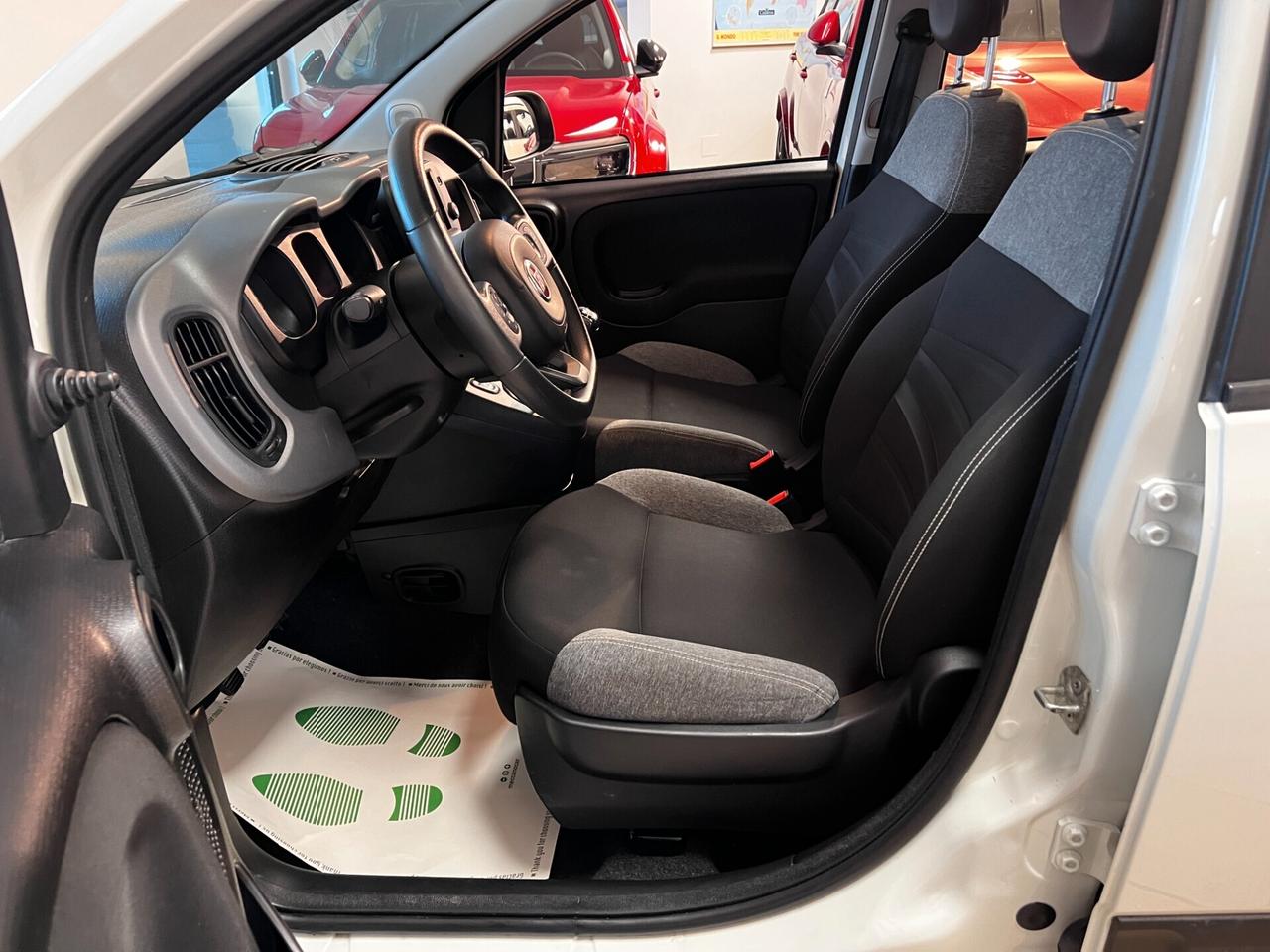 Fiat Panda 1.0 FireFly S&S Hybrid APPLE CARPLAY