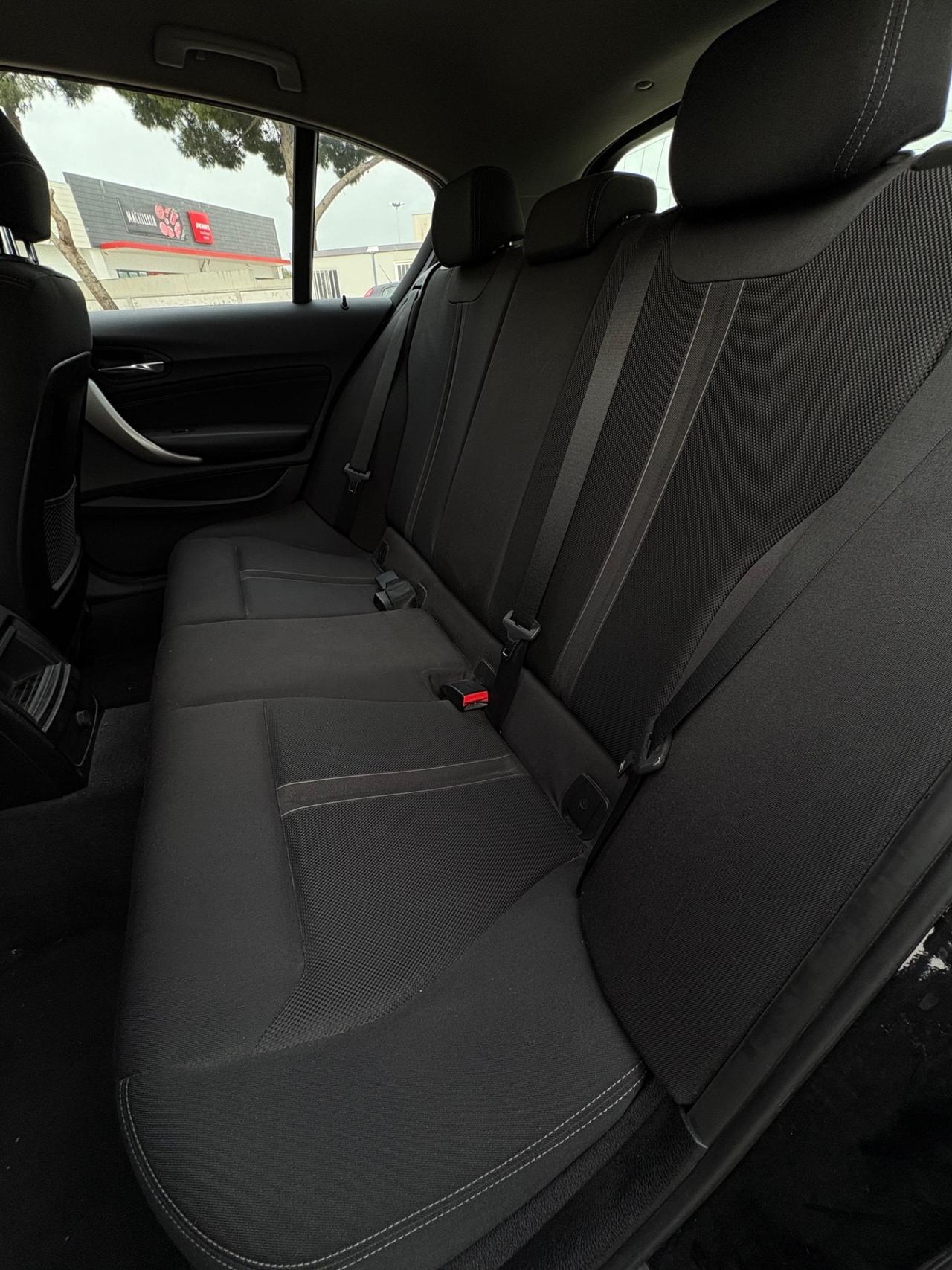 Bmw 116 116d 5p. Efficient Dynamics Sport