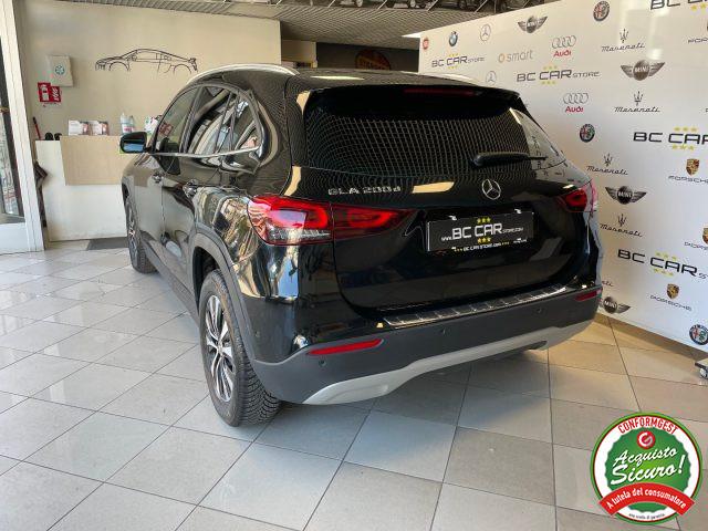 MERCEDES-BENZ GLA 200 d Automatic Business Extra