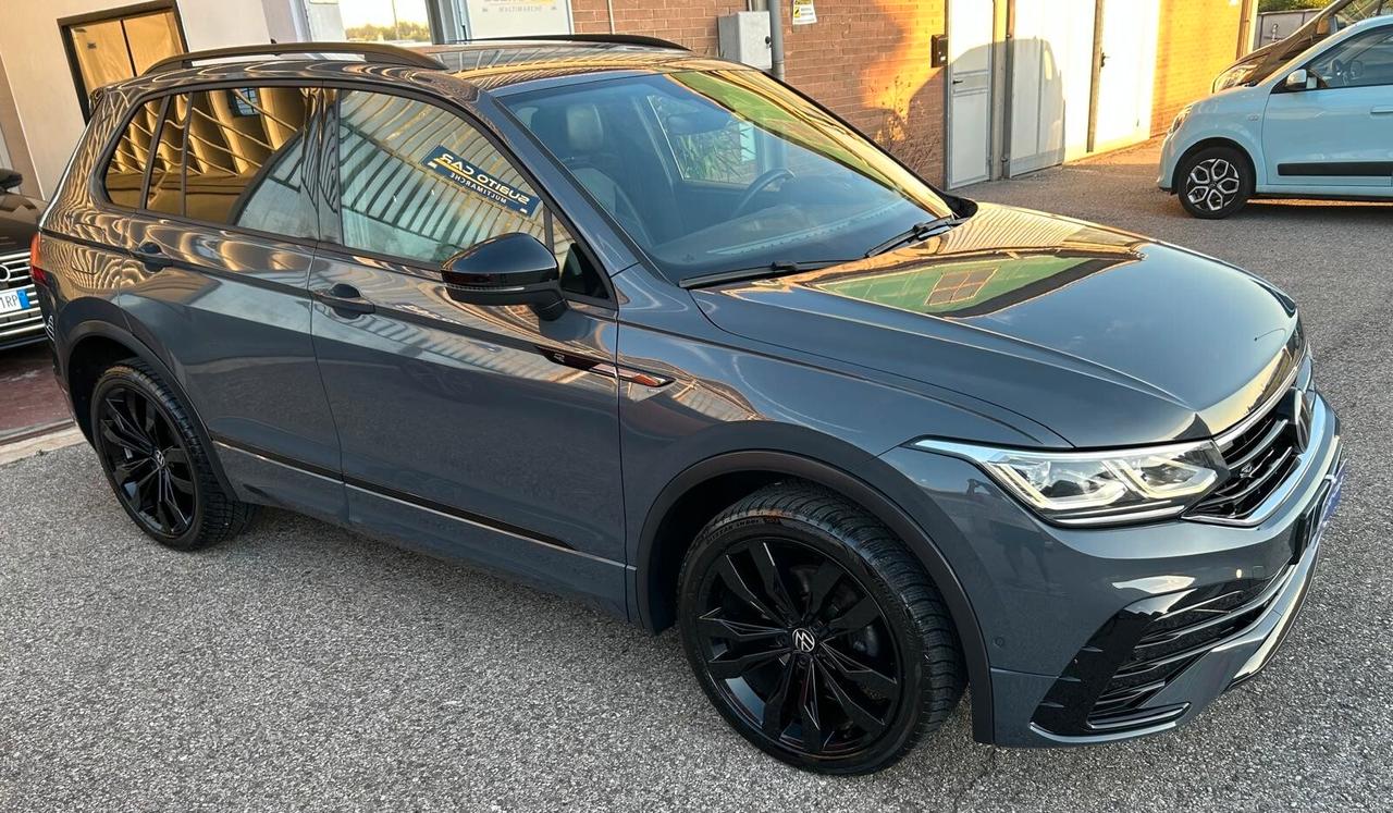 Volkswagen Tiguan 2.0 TDI 150 CV SCR DSG 4MOTION R-Line BLACK PACK
