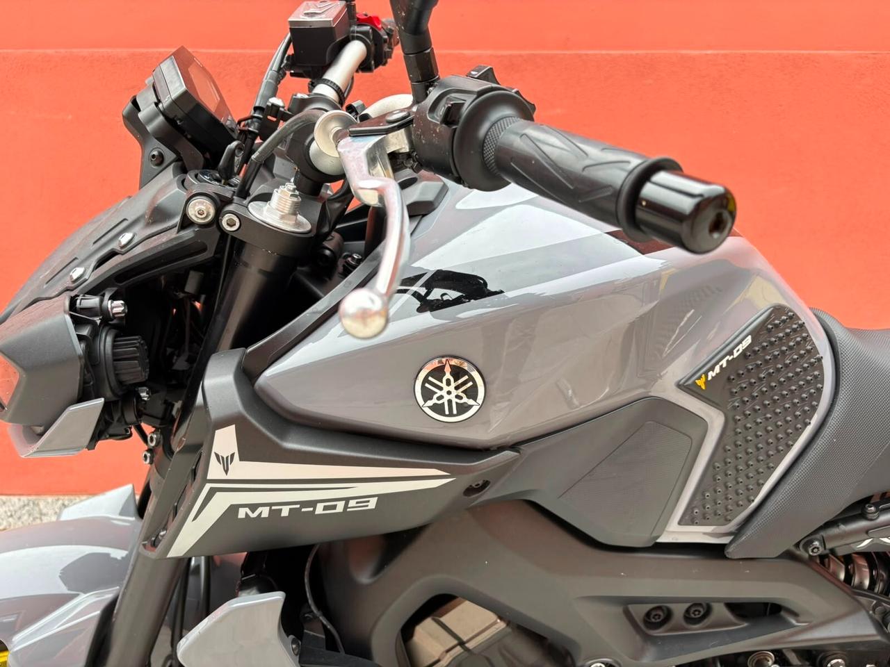Yamaha MT-09 - UNICO PROPR.