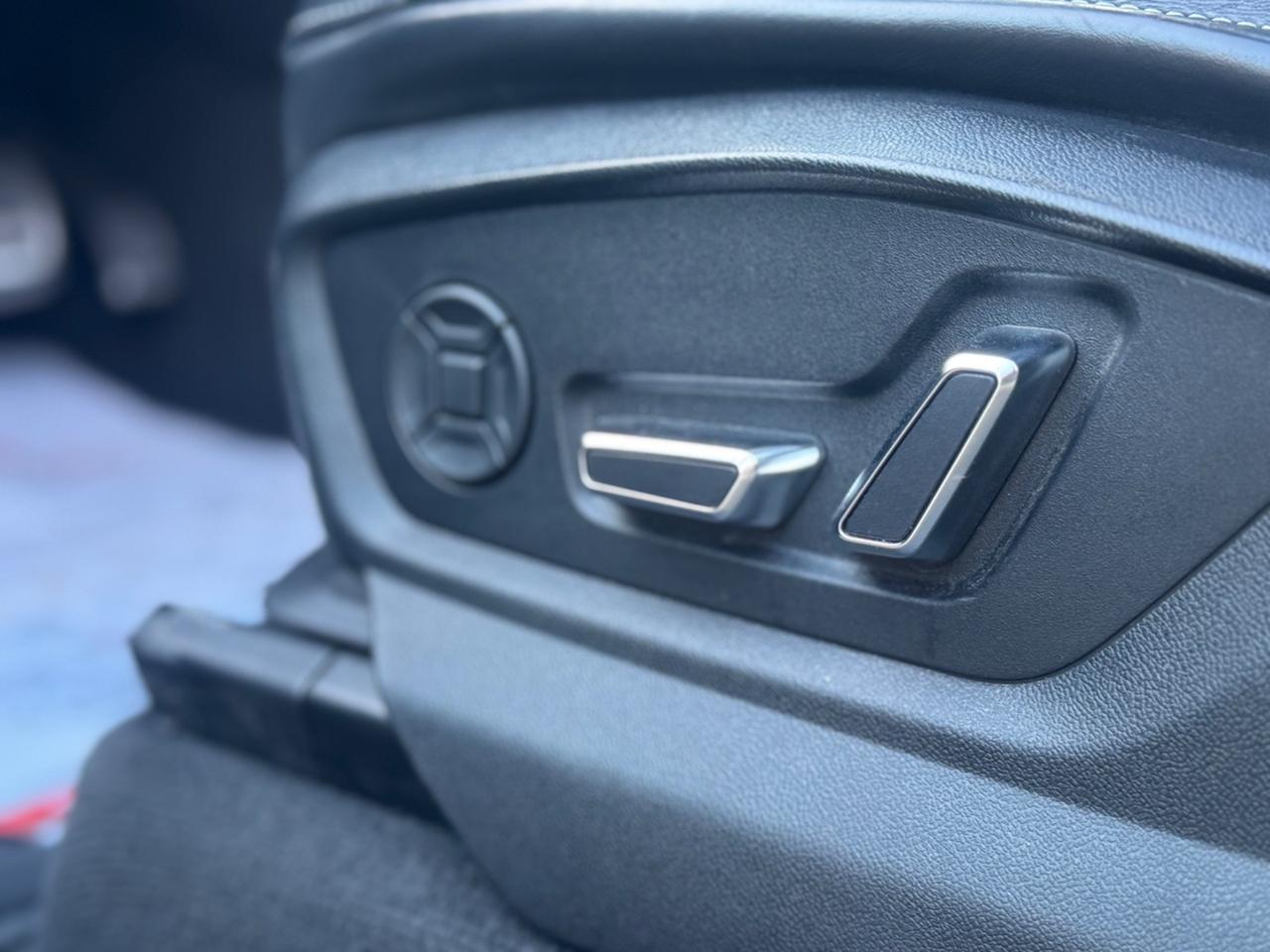 AUDI RSQ8 4.0 TFSI 600 CV MHEV TETTO R23 MATRIX IVA FULL