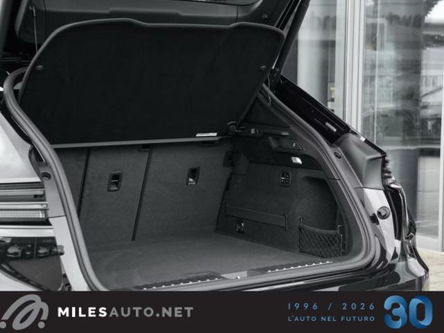 PORSCHE Macan Ev 4 PANO ACC Gancio Keyless PASM Bose
