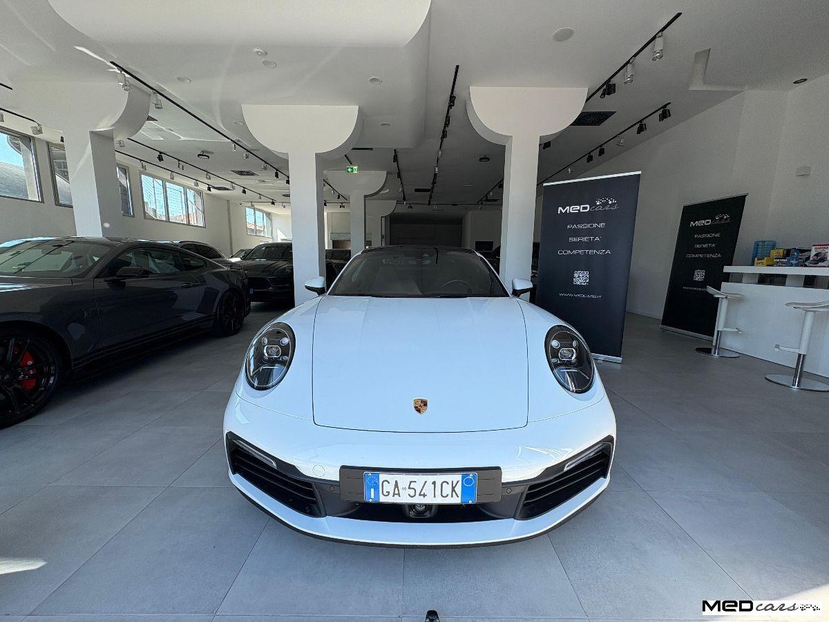 PORSCHE - 992