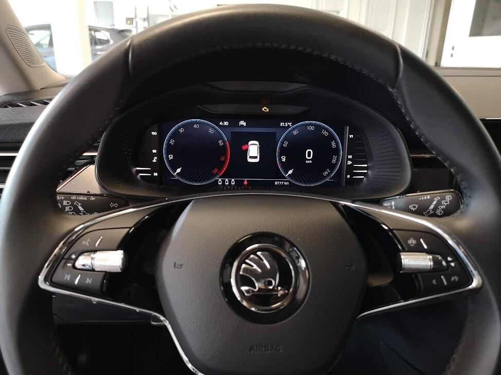 Skoda Kamiq 1.0 TSI 110 CV Black Dots - KM 8.777 !!!