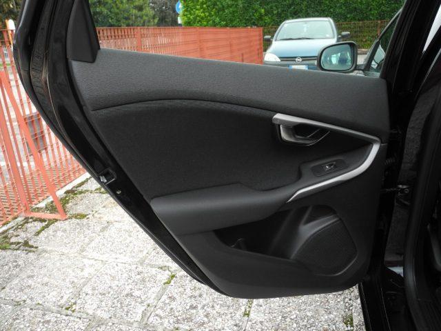 VOLVO V40 D2 Business Plus -OK NEOPATENTATI- UNICA PROPR.
