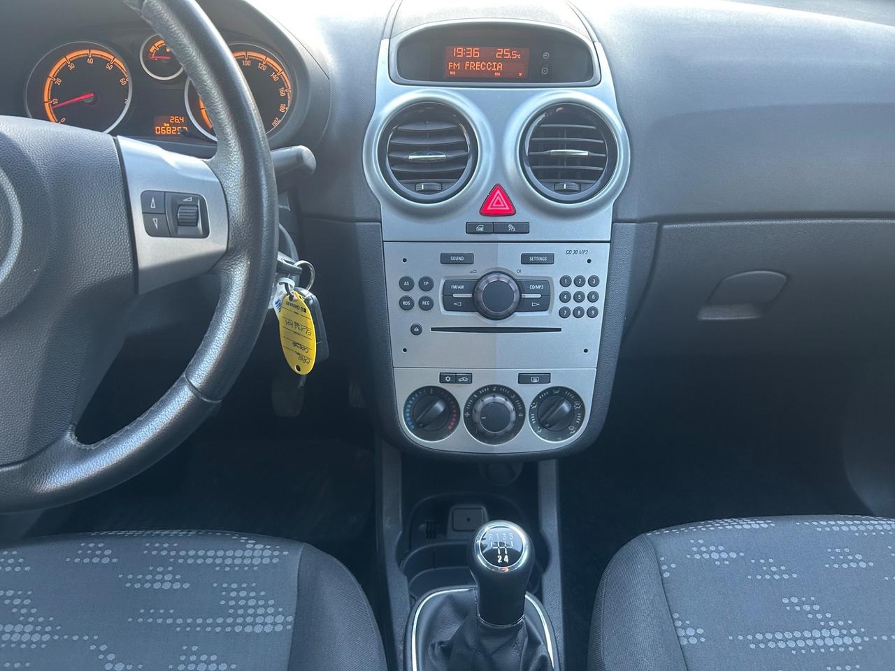 Opel Corsa 1.2 Benzina 68000Km Ok Neopatentati