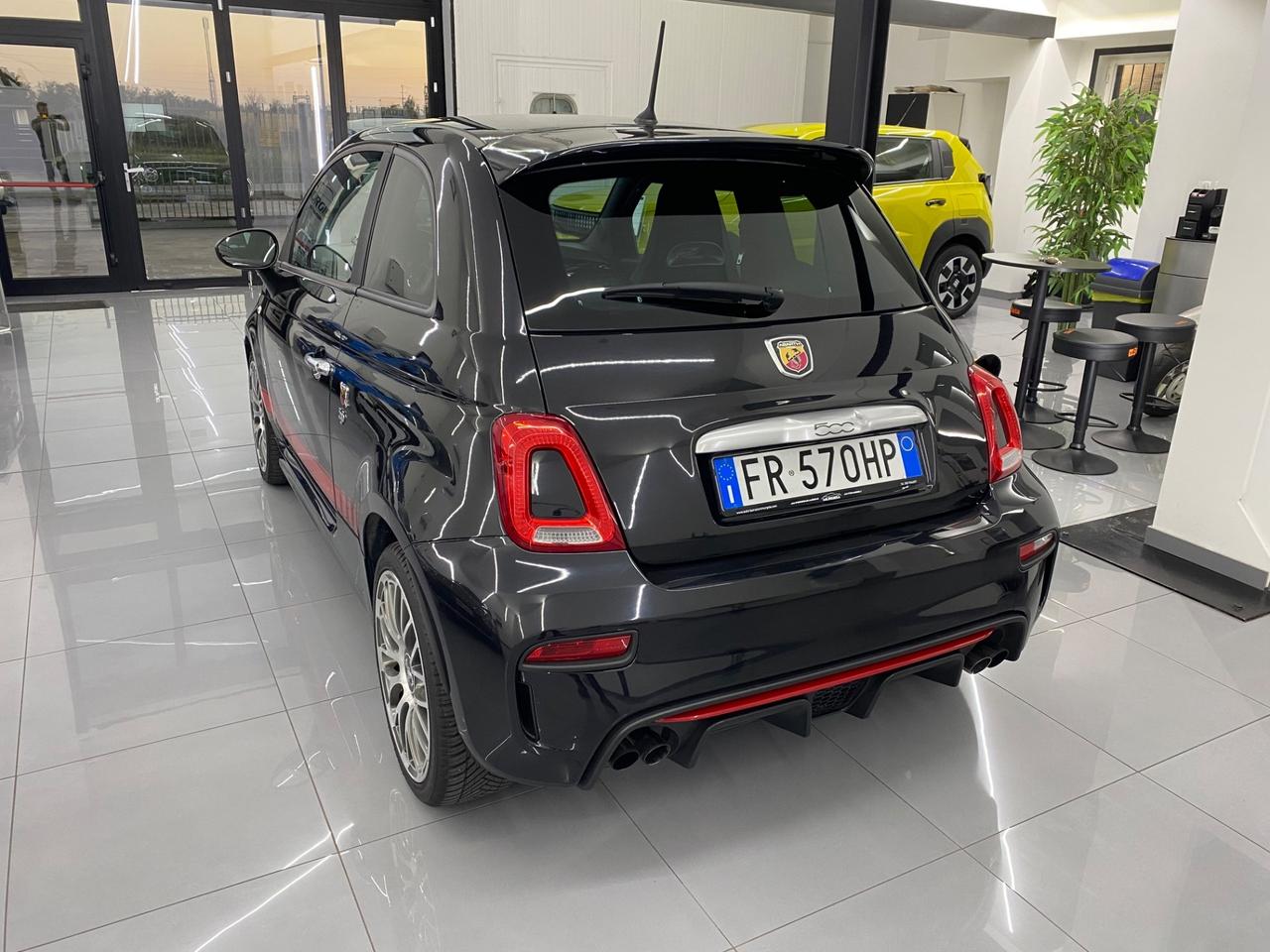 Abarth 595 1.4 Turbo T-Jet 180 CV Competizione