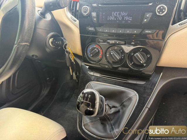 LANCIA Ypsilon 0.9 TwinAir 85 CV 5 porte S&S Silver