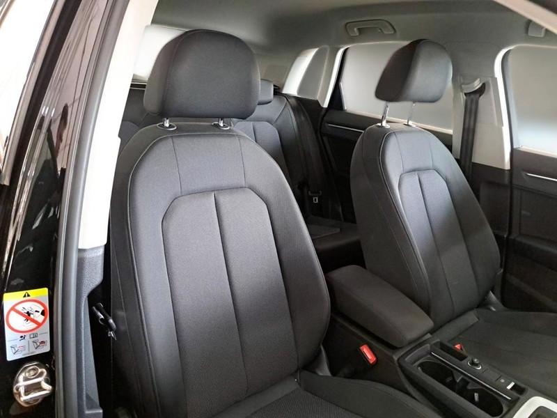 AUDI Q3 40 TDI quattro S tronic Business