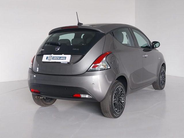 LANCIA Ypsilon 1.0 FireFly 5 porte S&S Hybrid Ecochic Gold